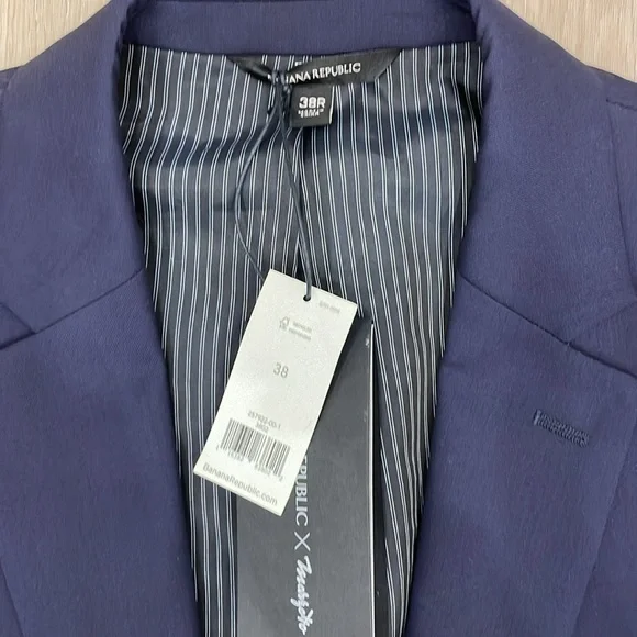 Banana Republic Suit Jacket - Picture 3 of 8